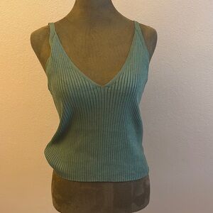 Chic V-Neck Ribbed Tank Top - Green